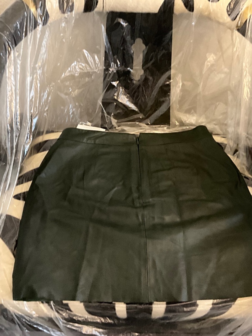 NWT  Banana Republic buttery, soft Forrest green leather skirt 8P